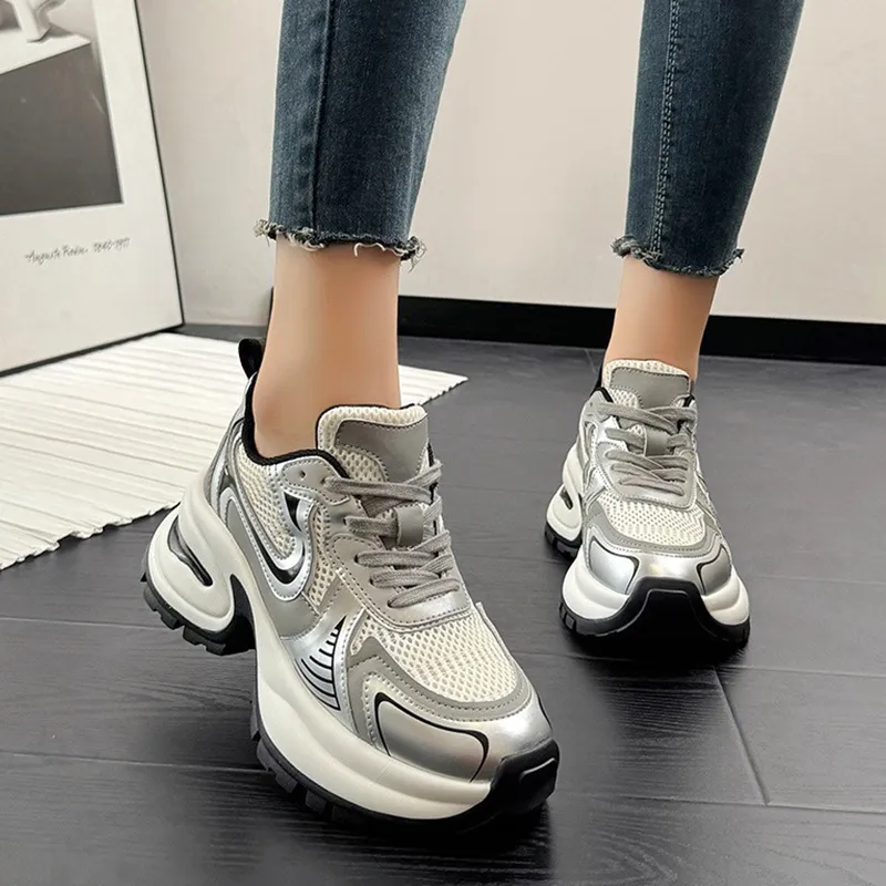 A Poinsettia Princess Low Top Chunky Sneakers Women's Silver-5