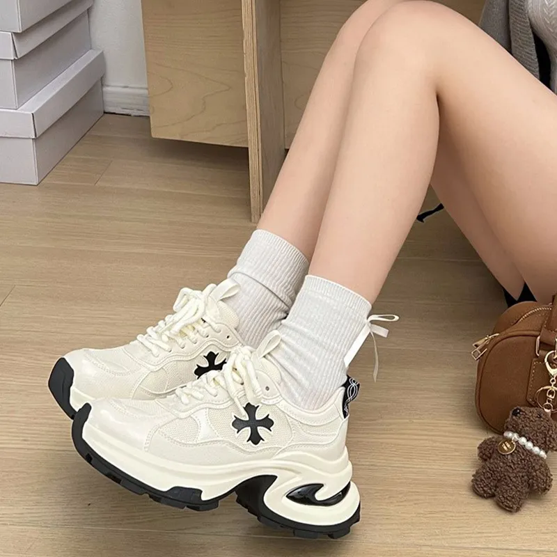 A Poinsettia Princess Chunky Sneakers Women's-3