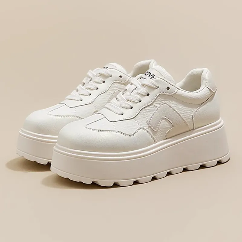 A Poinsettia Princess Skateboard Shoes Women's-8