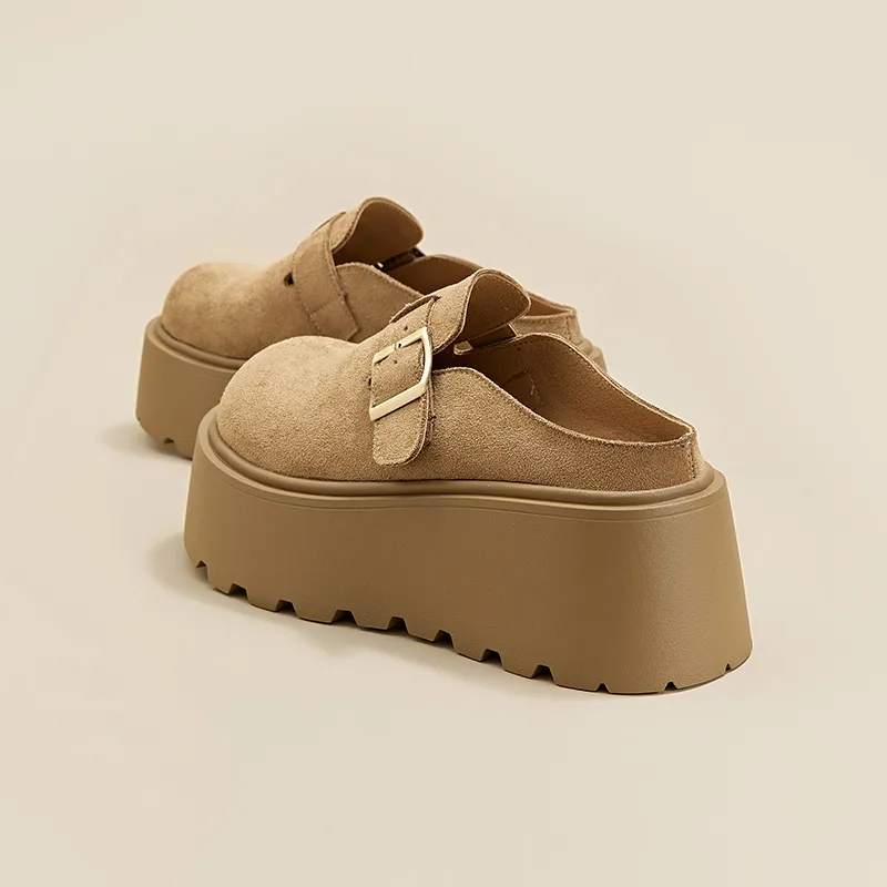 A Poinsettia Princess Closed Toe Slippers Women's-7