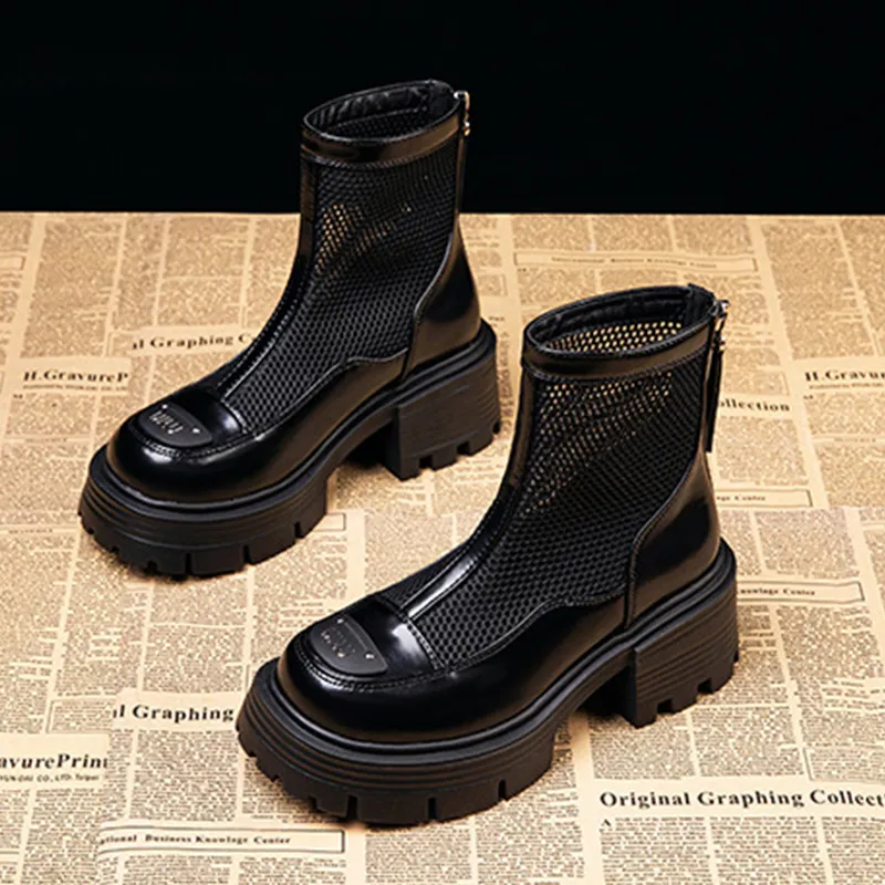 A Poinsettia Princess Ankle Boots Women's-1