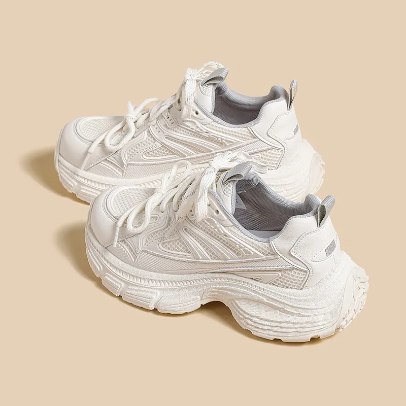 A Poinsettia Princess Chunky Sneakers Women's-7