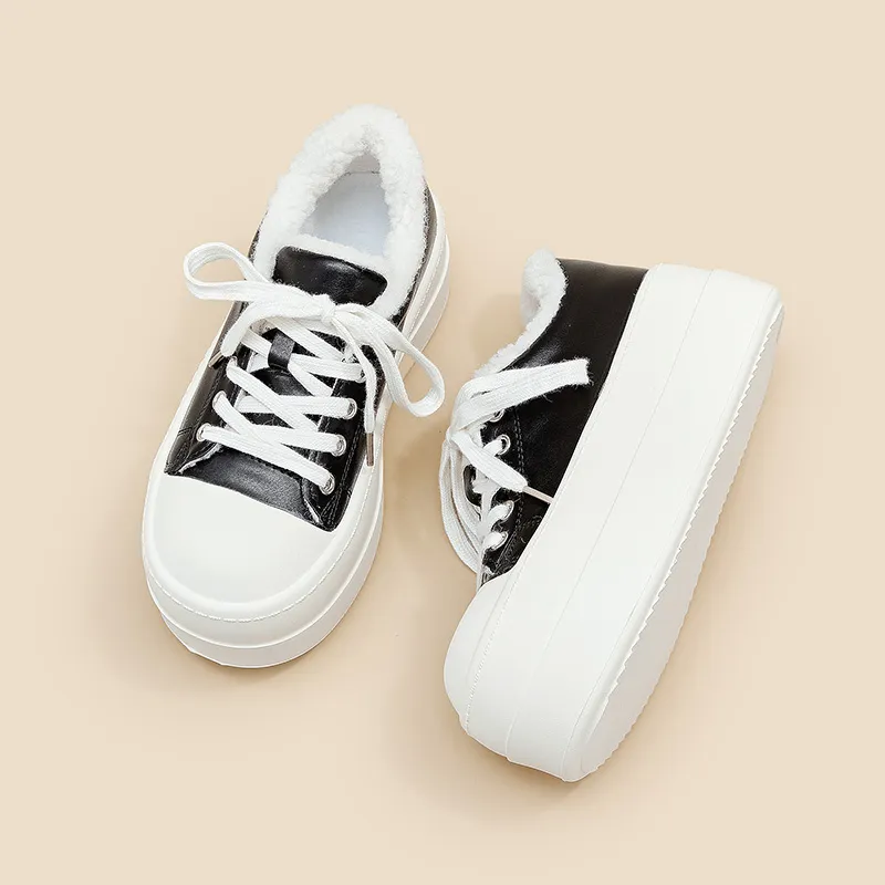 A Poinsettia Princess Skateboard Shoes Women's-3