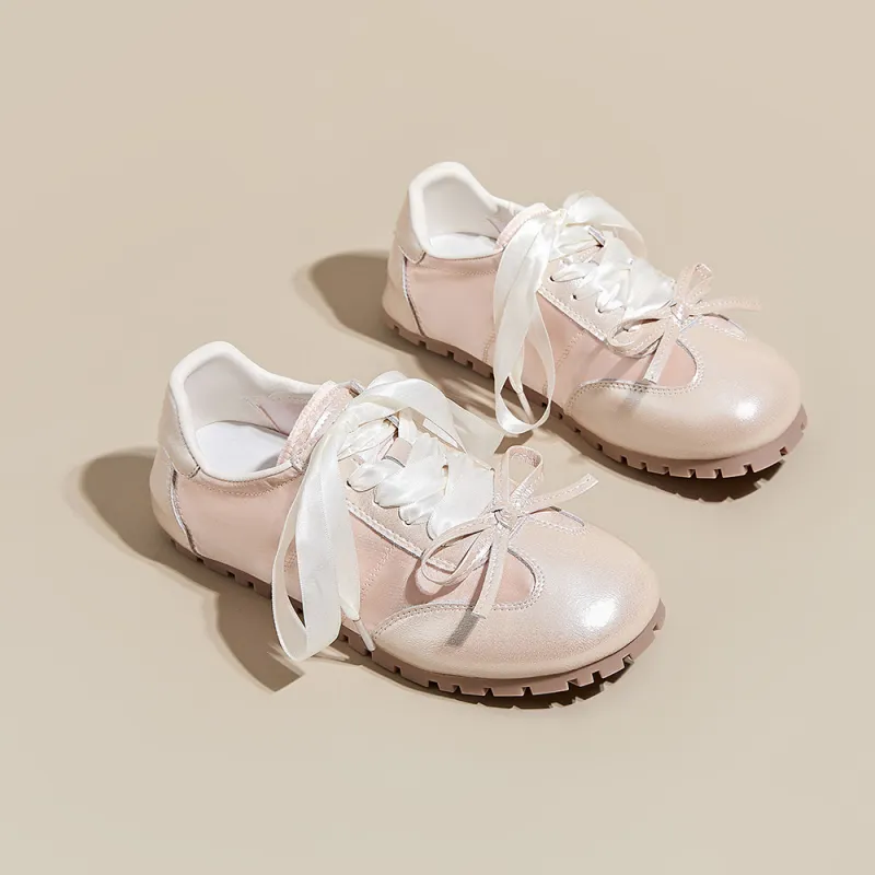 A Poinsettia Princess Casual Shoes Women's-8
