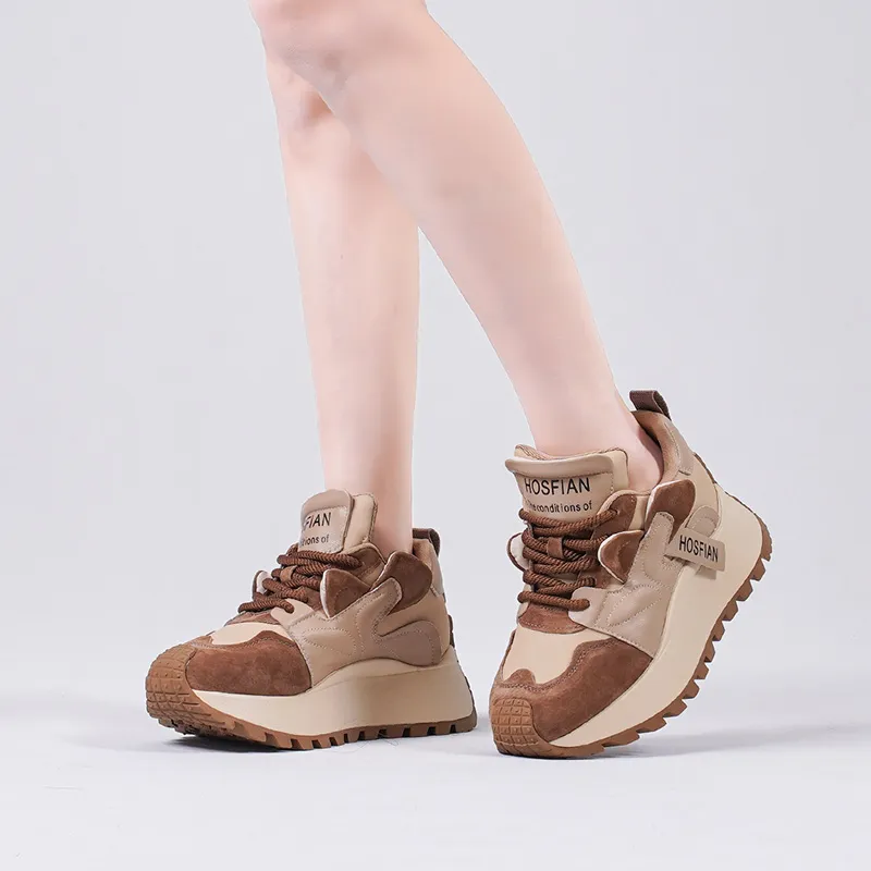 A Poinsettia Princess Chunky Sneakers Women's-1