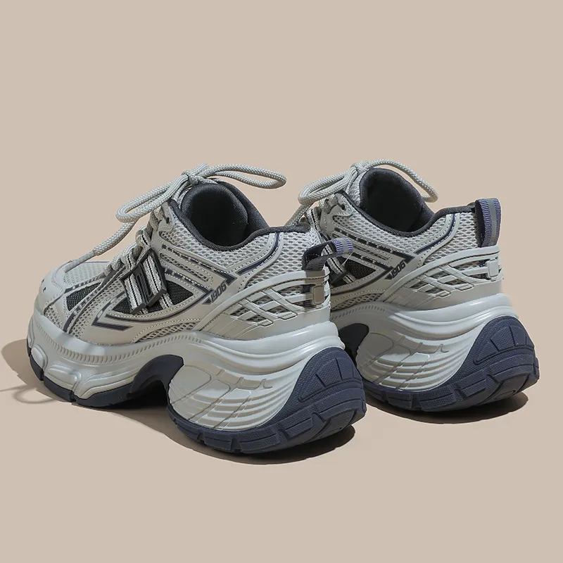 A Poinsettia Princess Low-Top Chunky Sneakers Women's-4