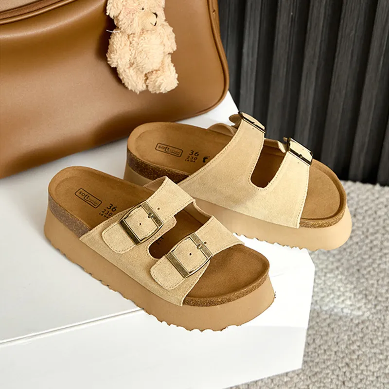 A Poinsettia Princess Slide Slippers Women's Light Khaki-2