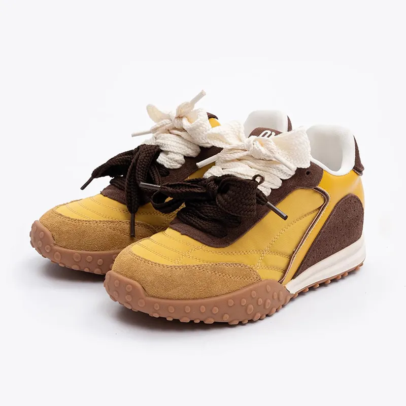A Poinsettia Princess Slip Resistant Low Top Casual Shoes Women's-7