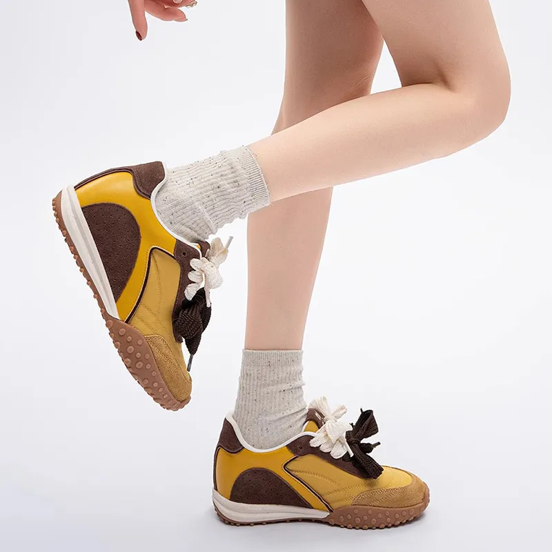 A Poinsettia Princess Slip Resistant Low Top Casual Shoes Women's-5