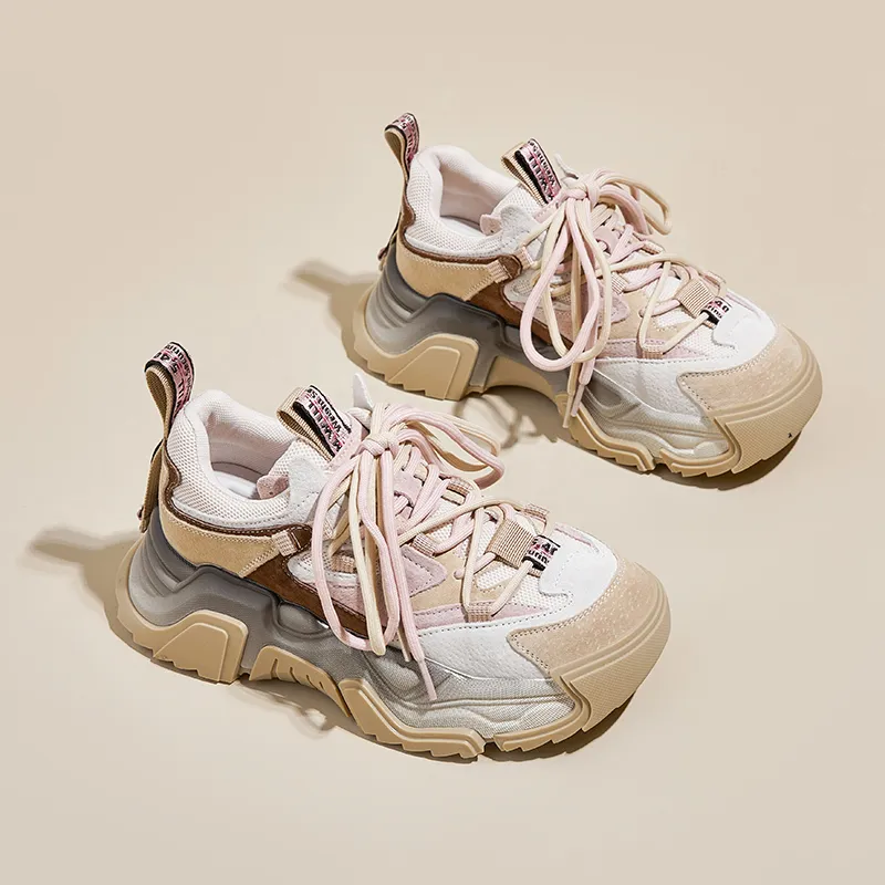 A Poinsettia Princess Cushioned Slip Resistant Abrasion Resistant Breathable Low Top Chunky Sneakers Women's-6