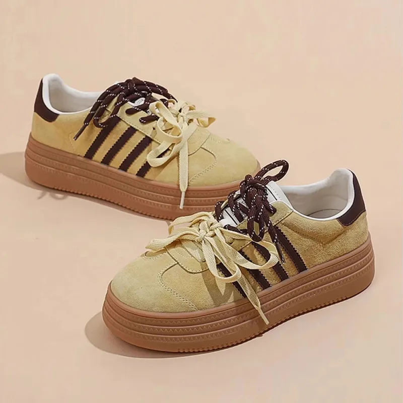 A Poinsettia Princess Skateboard Shoes Women's-9