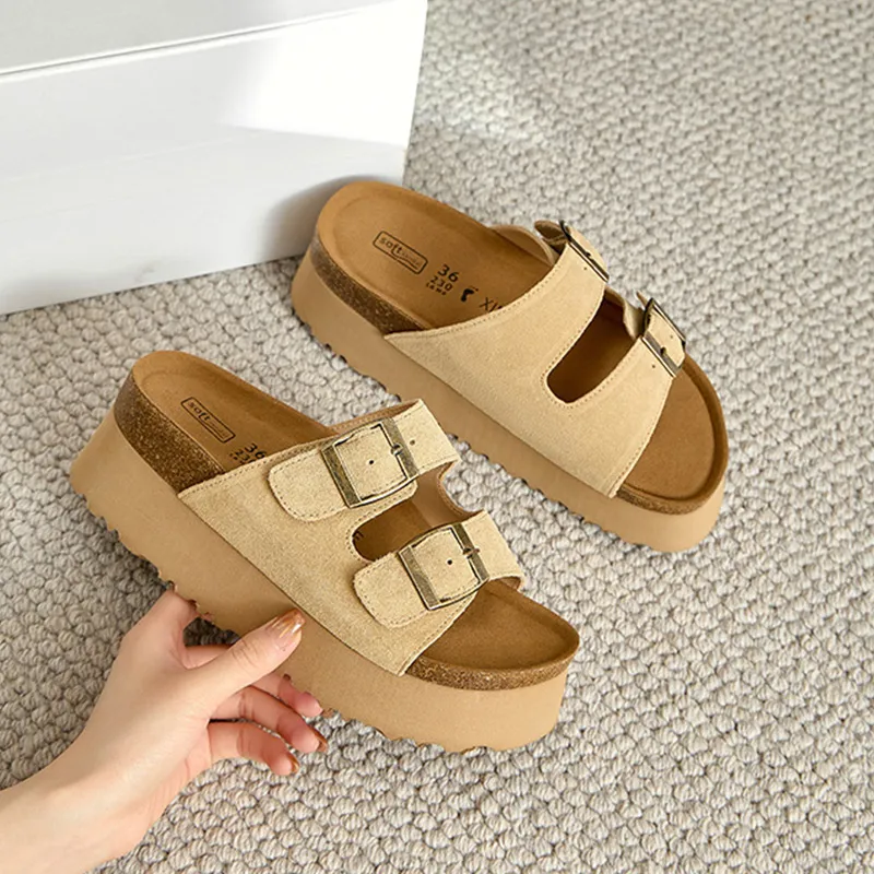 A Poinsettia Princess Slide Slippers Women's Light Khaki-3