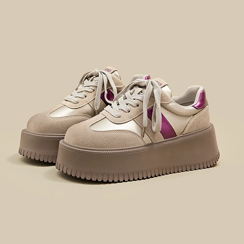 A Poinsettia Princess Skateboard Shoes Women's-1