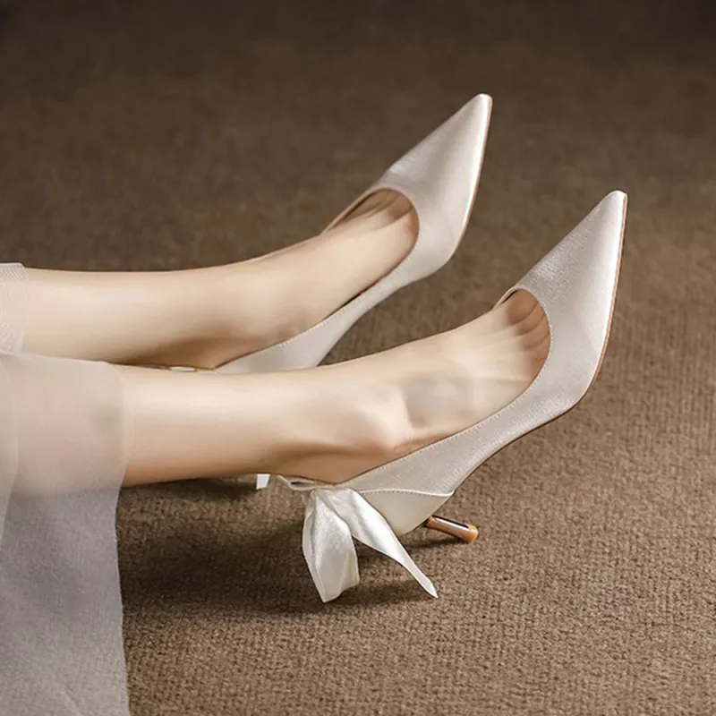 A Poinsettia Princess High Heels Women's-4