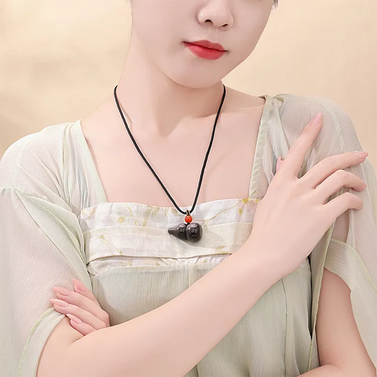 CHINA GOLD Obsidian Necklaces Unisex-2