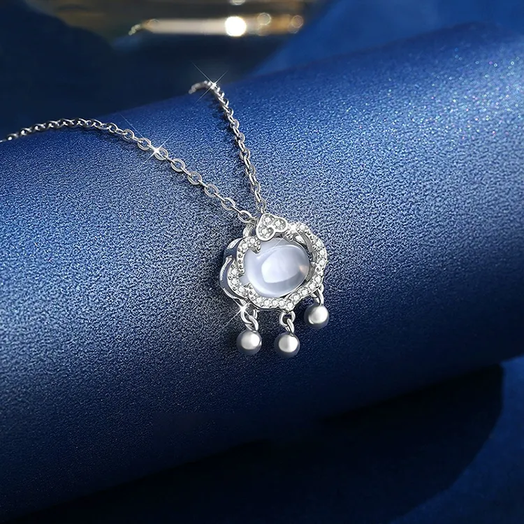 CHINA GOLD Chalcedony Necklaces Women's-6