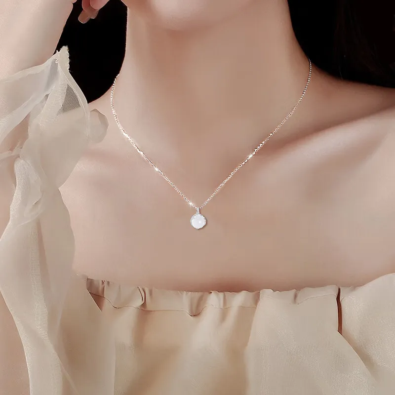 CHINA GOLD Chalcedony Necklaces Women's-10