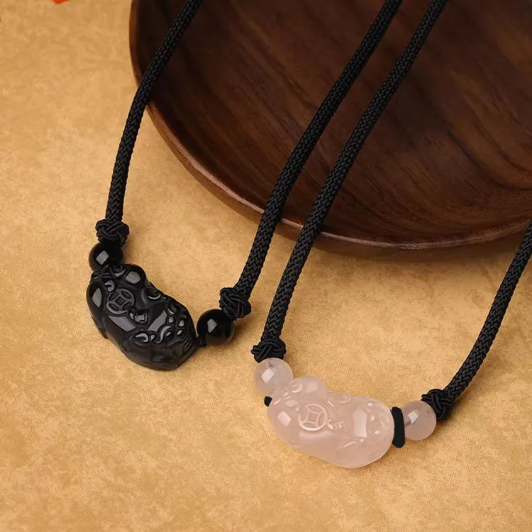 CHINA GOLD Obsidian Necklaces Unisex-1