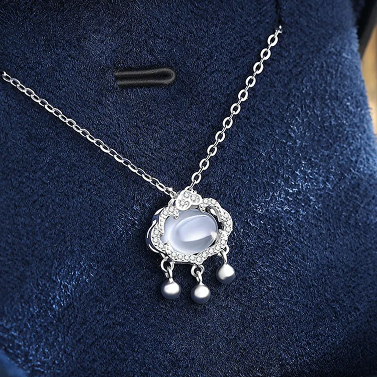 CHINA GOLD Chalcedony Necklaces Women's-5