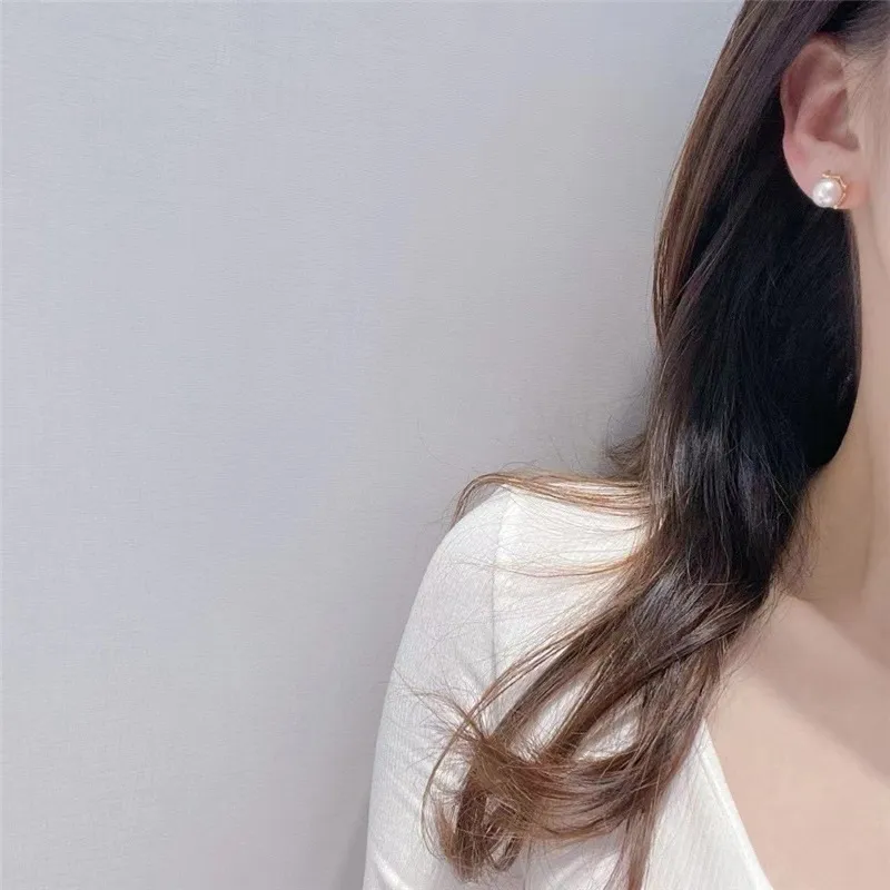 IDOKAWA Freshwater Pearl Stud Earrings Women's White Gold-3