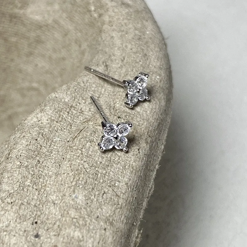 AIDO STUDIO S999 Fine Silver Stud Earrings Women's-1