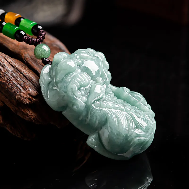 Green Craftsman Bean Type Jadeite Pendants Unisex-3