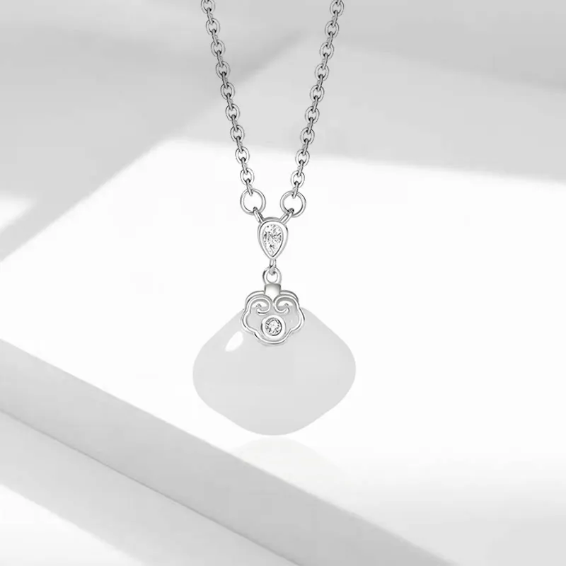 GIFU Serpentine Jade Necklaces Women's-2