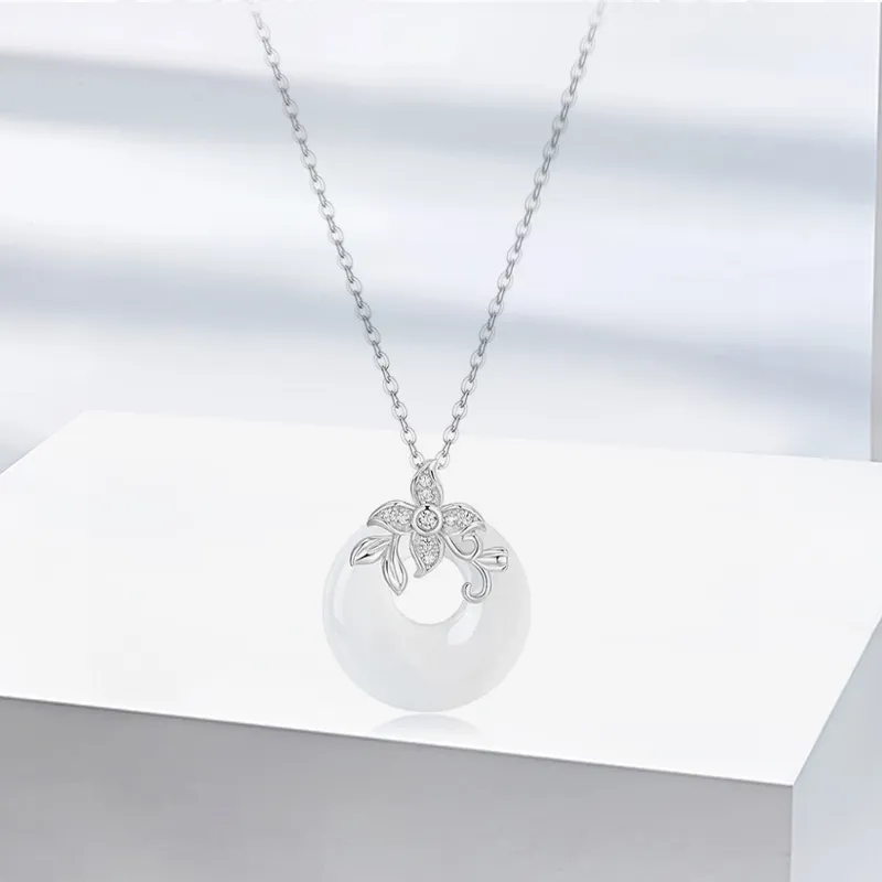 GIFU Chalcedony Jade Necklaces Women's-2