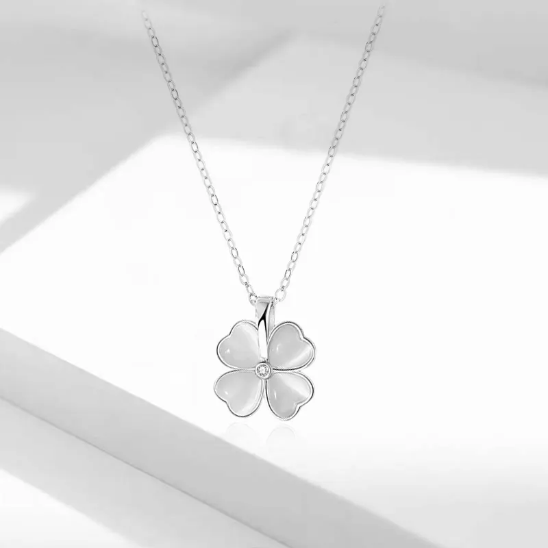 GIFU Glass Cat Eye Necklaces Women's-2