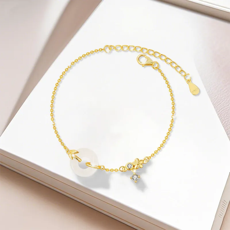 GIFU Chalcedony Necklaces Women's-2