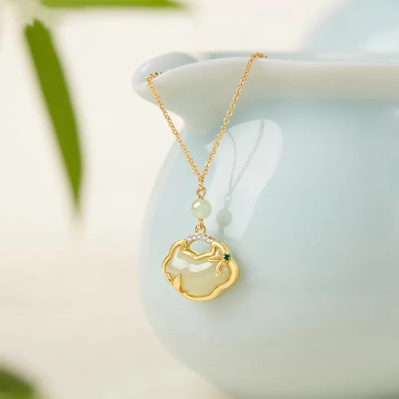 GIFU Serpentine Jade Necklaces Women's-2