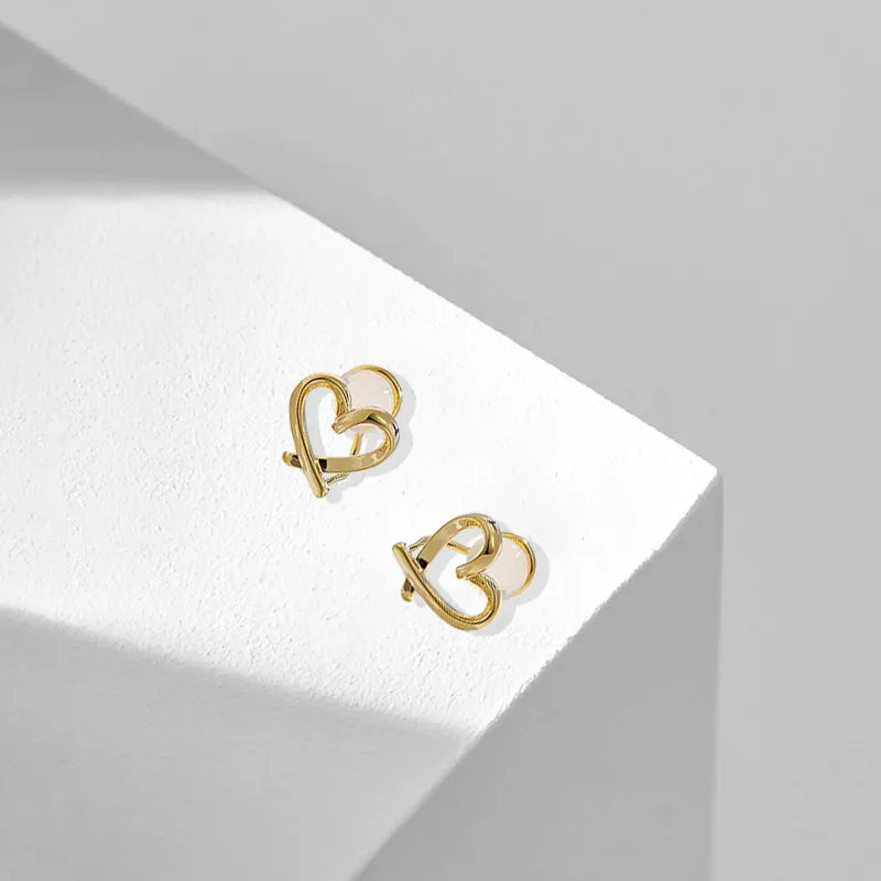 Muyan Alloy Cut Out Heart Clip on Earrings Women's-1