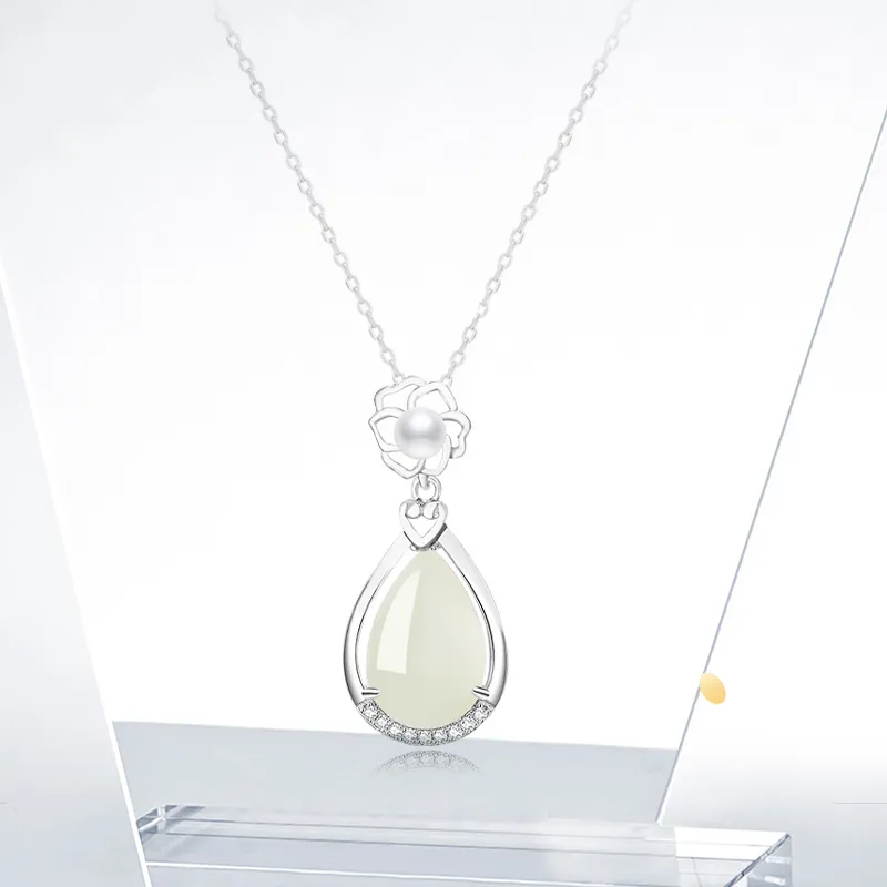 GIFU Serpentine Jade Necklaces Women's-1