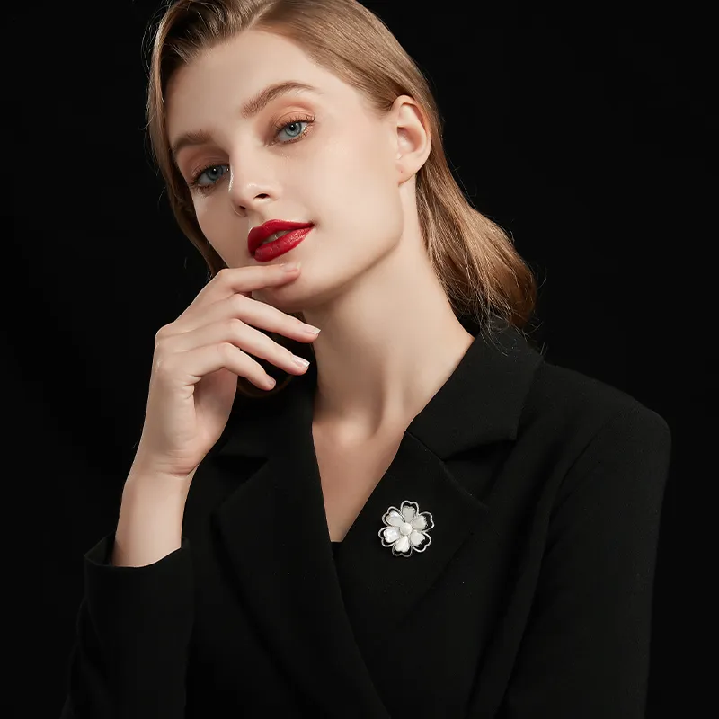 HMZ Alloy Glass Cat's Eye Brooches Women's-2