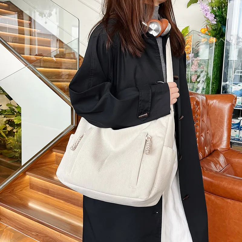 GOX Corduroy Shoulder Bag Regular Women's White/Black/Green/Khaki/Pink-4