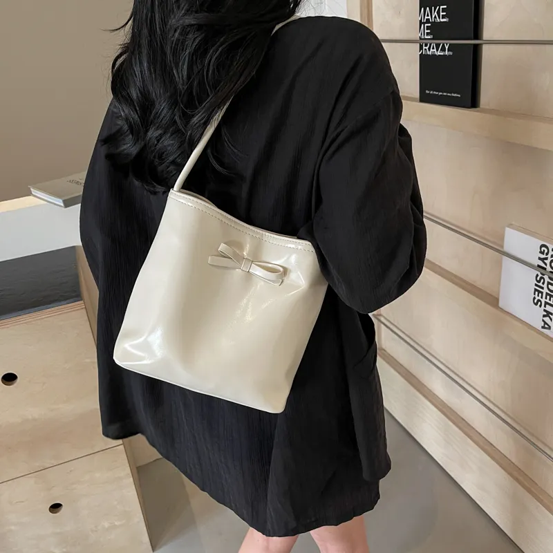 GOX PU Handbag, Shoulder Bag Regular Women's White/Red/Silver/Black-1