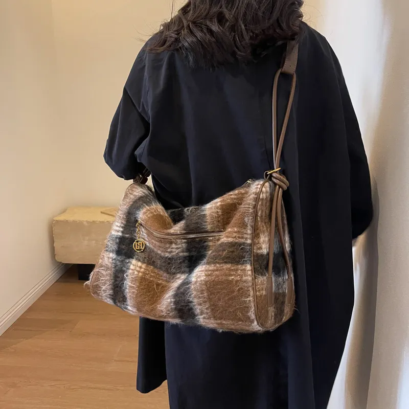 GOX Woolen Shoulder Bag, Crossbody Bag Women's Blue Plaid/Gray Plaid/Brown Plaid-14