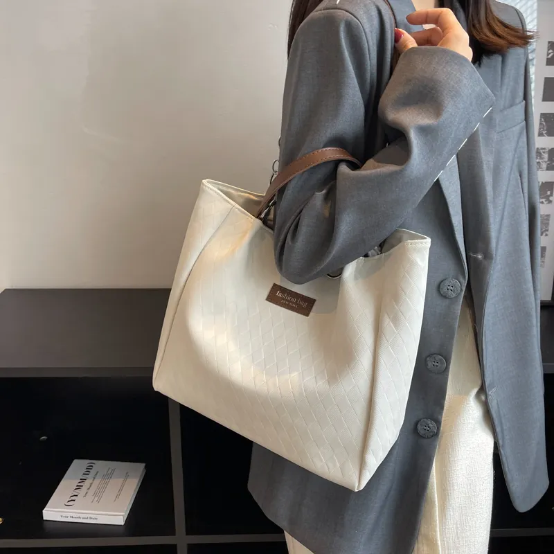 GOX PU Shoulder Bag Regular Women's Black/Khaki/Coffee-13