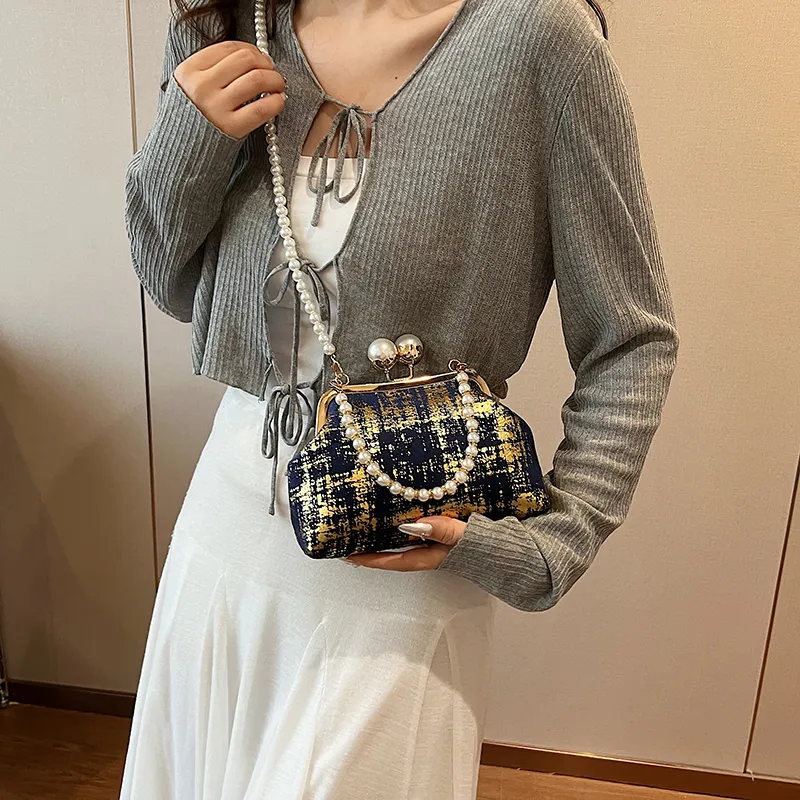 GOX PU Shoulder Bag Regular Women's Ecru/Black/Gray/Pink-11