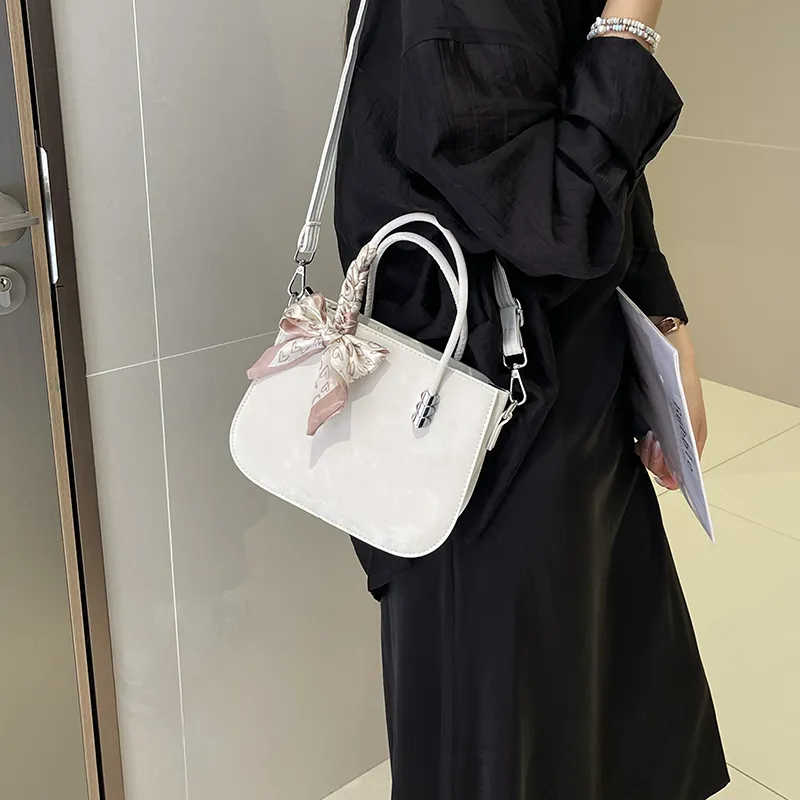 GOX PU One Shoulder Handbag Women's White/Gray/Black/Khaki/Blue/Pink-3