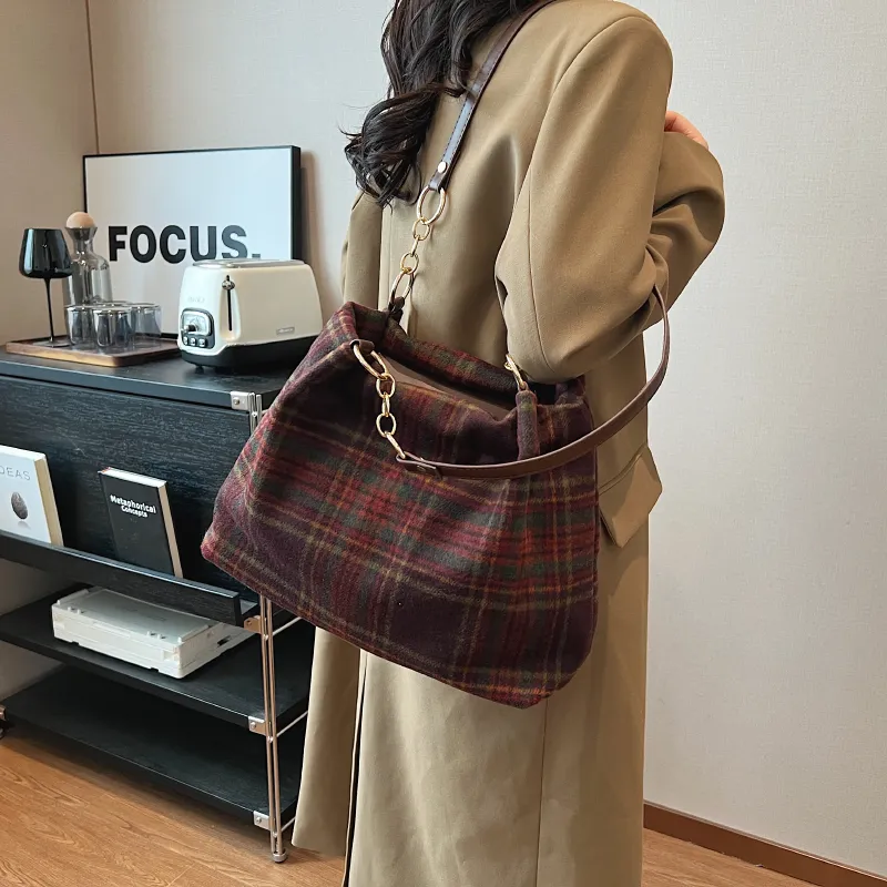 GOX Woolen Shoulder Bag Regular Women's Red Plaid/Green Plaid-4