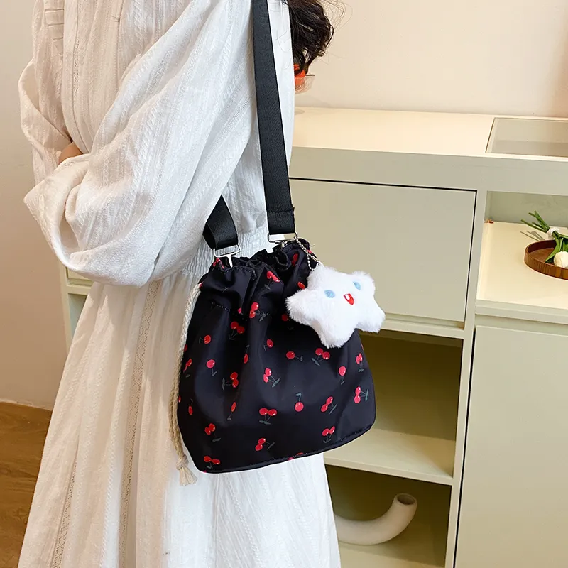 GOX Composite Cloth Shoulder Bag Women's White/Black-7