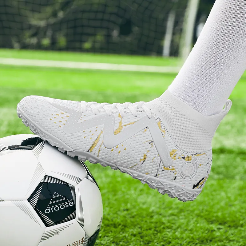 GERTOP Cushioning Anti-Slip Wear-Resistant Breathable Balance Lightweight Soccer Shoes Unisex-24