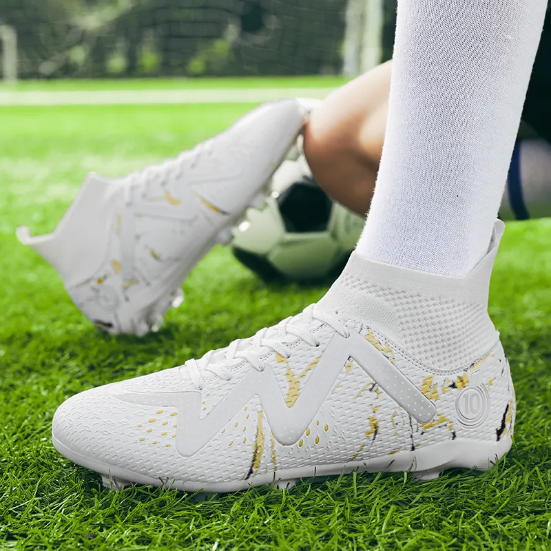 GERTOP Cushioning Anti-Slip Wear-Resistant Breathable Balance Lightweight Soccer Shoes Unisex-8