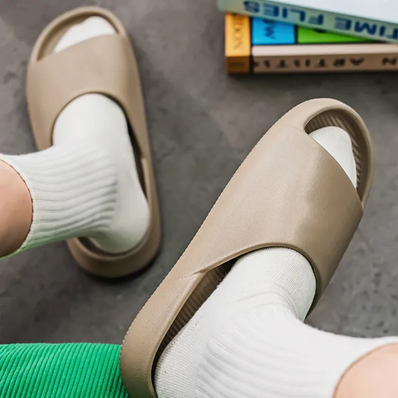 GERTOP Quiet Slip Resistant Odor Resistant Abrasion Resistant Cushioning Slide Slippers Unisex-11