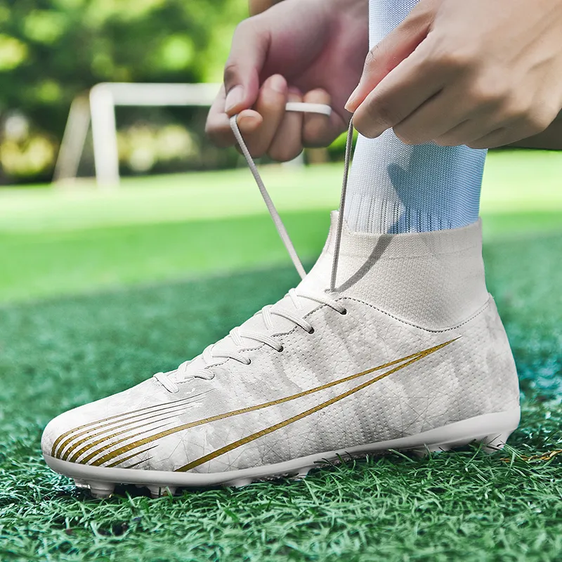 GERTOP Cushioning, Slip Resistant, Abrasion Resistant, Breathable, Balance, Lightweight Soccer Shoes Unisex-11