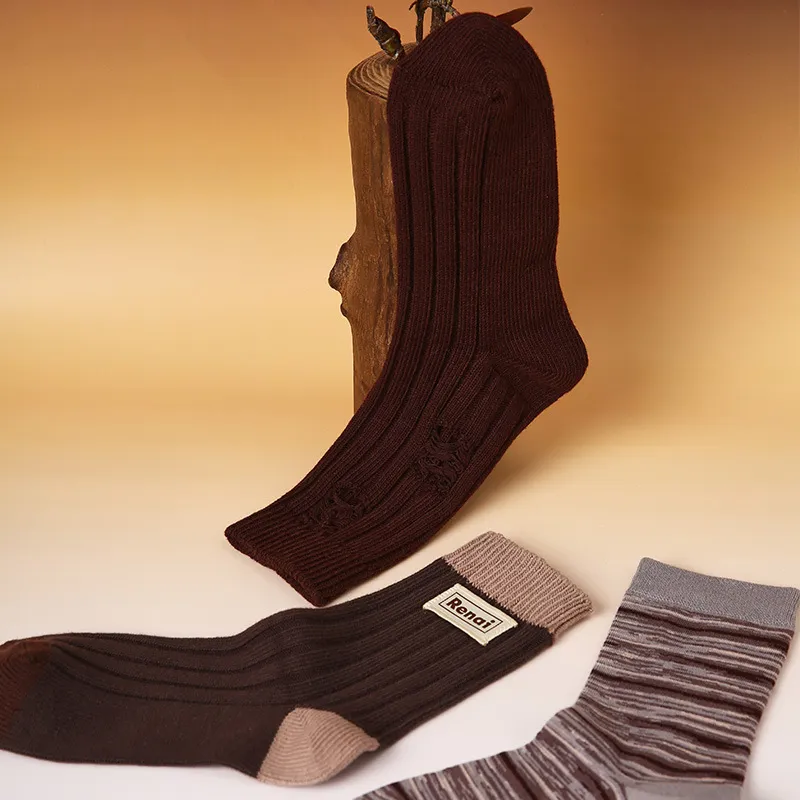 Vine Color Mid Calf Socks Unisex 4 Pack Wasteland Dirty Socks-4