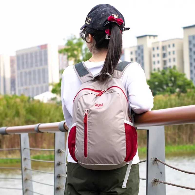 Jiang Qi Polyamide Backpack 25 Unisex Light Gray Red-2