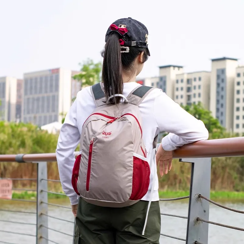 Jiang Qi Polyamide Backpack 25 Unisex Light Gray Red-1
