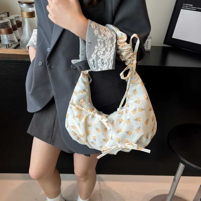PULUWIRR Nylon Shoulder Bag Women's Multicolor-24
